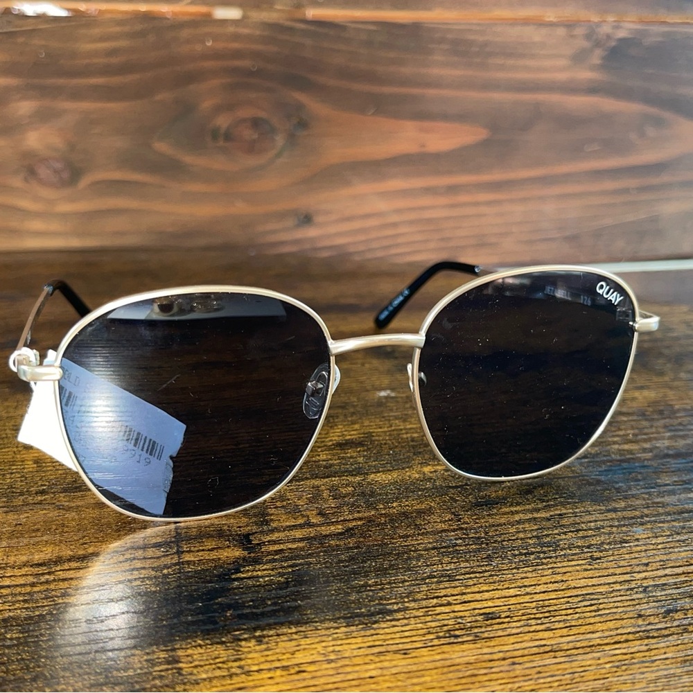 Quay Jezzabell Sunglasses, NWT